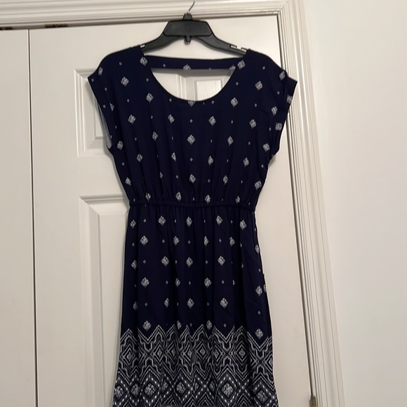 Pink Rose NWT Navy Print Dress with Pockets. Sz S. - Picture 3 of 4